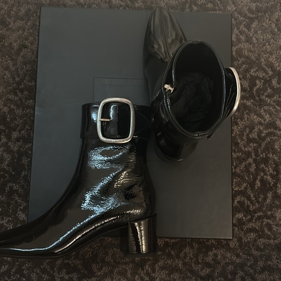 SAINT LAURENT LOW HEEL BOOTIES - Picture 7 of 10
